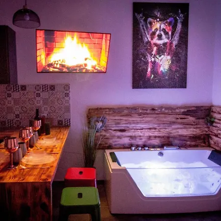 ** Au Canal Du Midi - Jaccuzzi & Luxueux Appartements ** Carcassonne Exterior photo