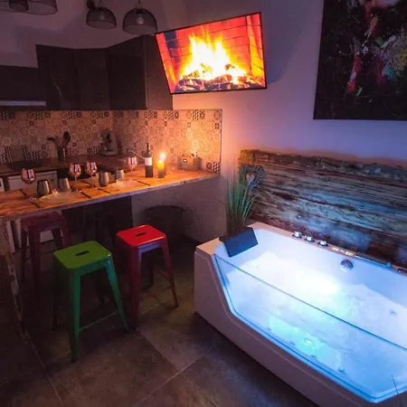 ** Au Canal Du Midi - Jaccuzzi & Luxueux Appartements ** Carcassonne Exterior photo