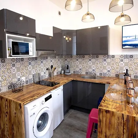 ** Au Canal Du Midi - Jaccuzzi & Luxueux Appartements ** Carcassonne Exterior photo