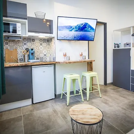 ** Au Canal Du Midi - Jaccuzzi & Luxueux Appartements ** Carcassonne Exterior photo