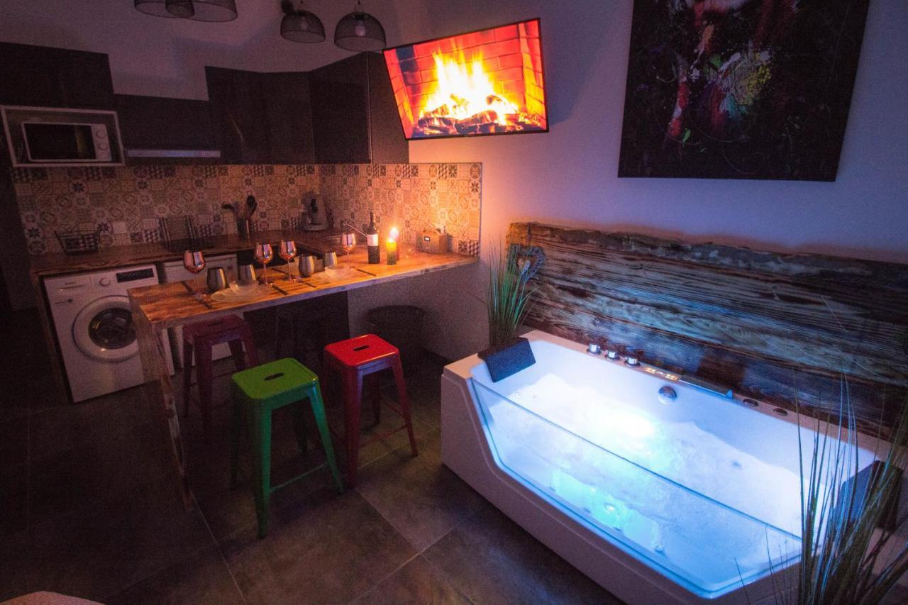 Apartment ** Au Canal Du Midi - Jaccuzzi & Luxueux ** *